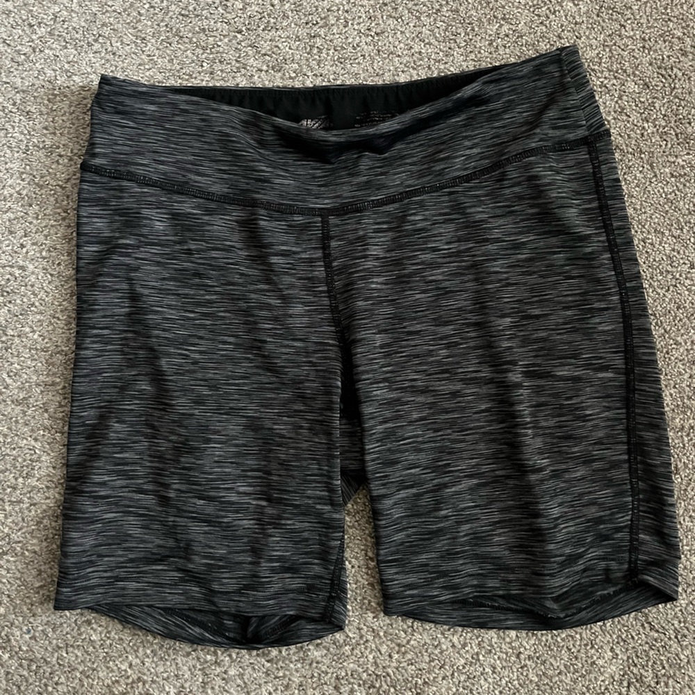 Women’s stretchy grey athletic shorts size M